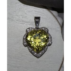 Sterling Heart Spniel & White Sapphire Pendant 13G / 1.6in